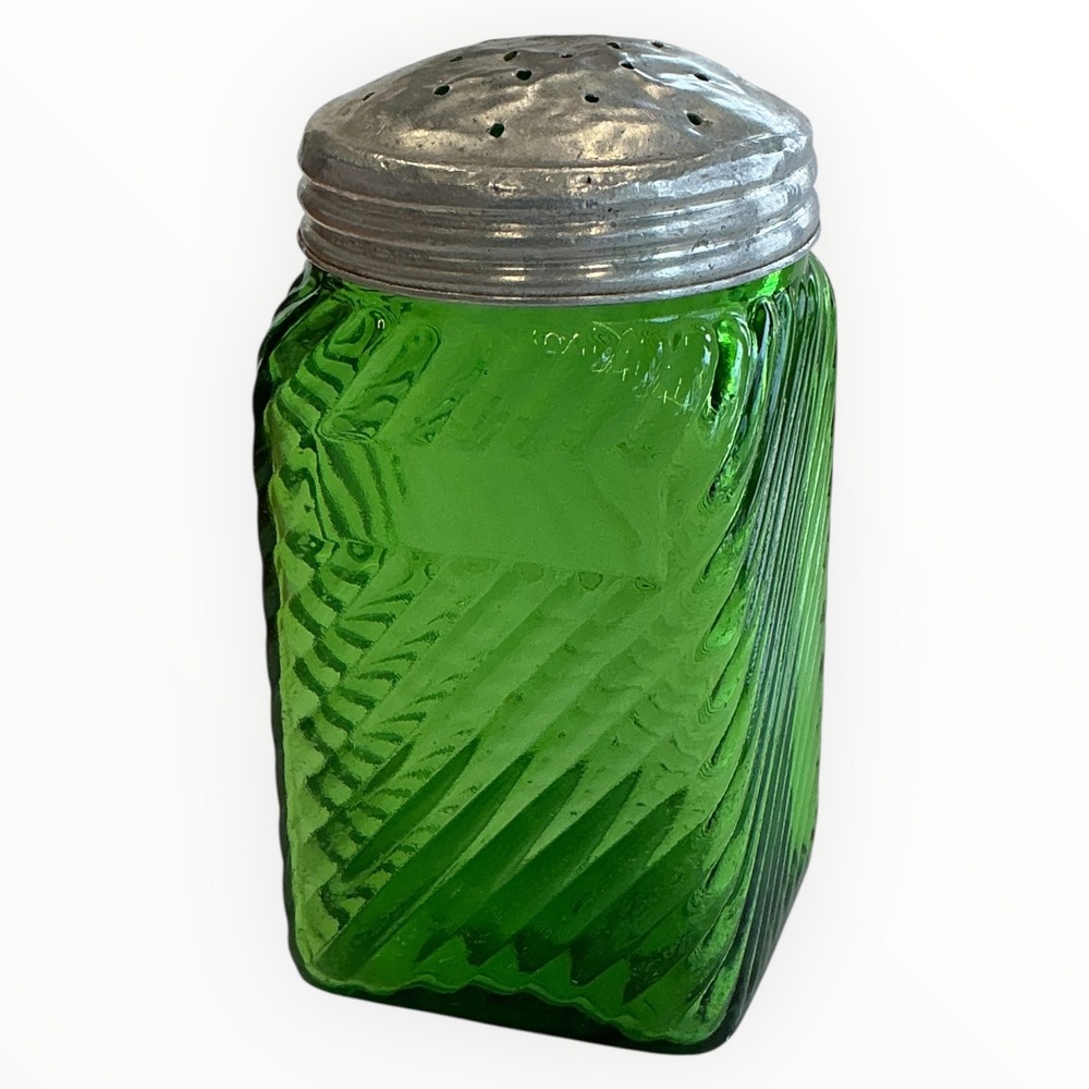 Green Depression Glass Shaker‎ Square Swirl Pattern Metal Lid